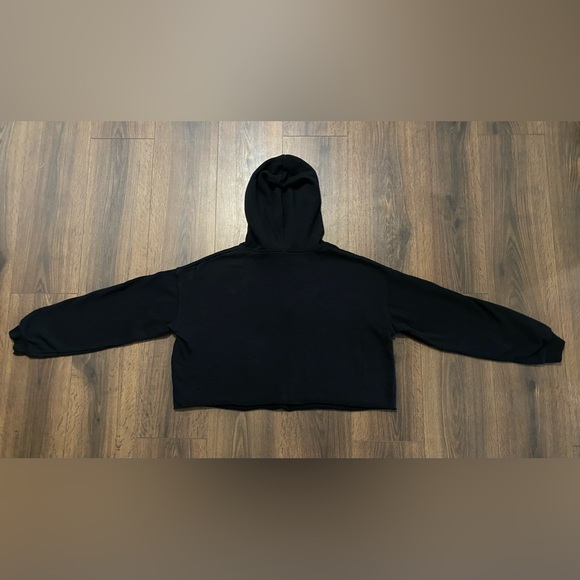 Women’s Bella + Canvas Fleece Black Plant Graphic Crop Sweatshirt L - Picture 7 of 12